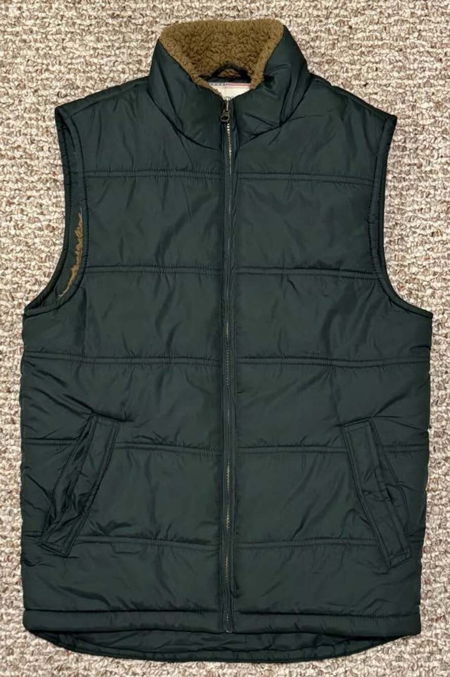 American Threads Men’s Green Puffer Vest Size Small